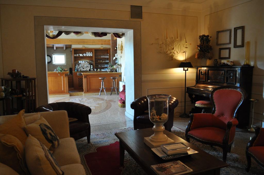 Hotel La Corte Bedizzole Экстерьер фото